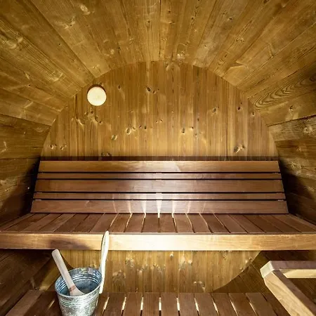 Sunny Private Rooftop Sauna & Hot Tub By Bentobox * Lisbon