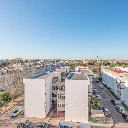 Sunny Private Rooftop Sauna & Hot Tub By Bentobox Appartement Lissabon